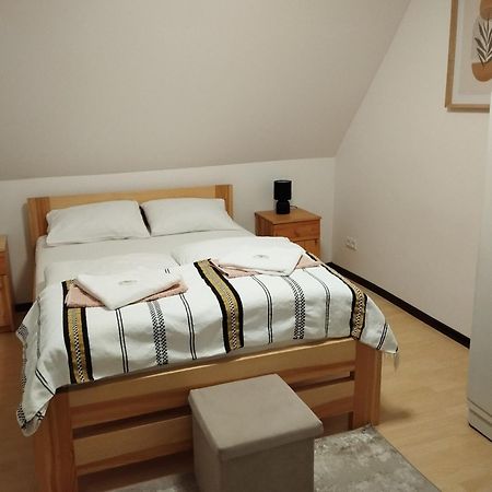 Ubytovani U Nadii Zelezny Brod Exterior foto
